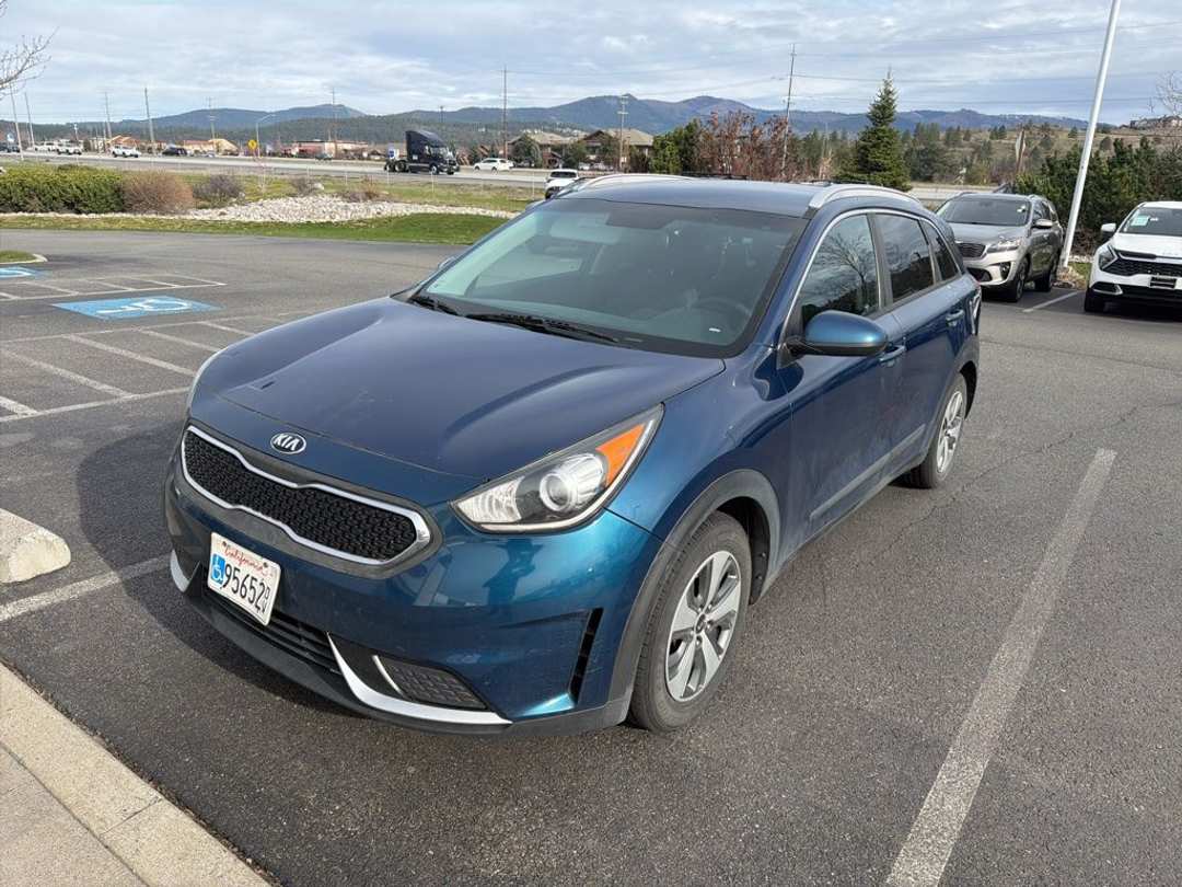 2019 Kia Niro LX - Image 2
