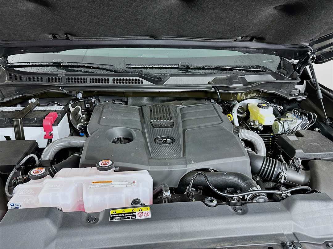 2026 Toyota Tundra Limited - Image 30