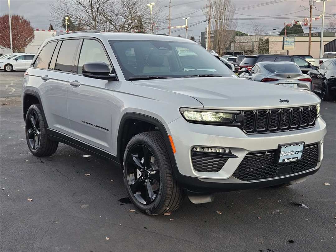 2025 Jeep Grand Cherokee Limited - Image 8