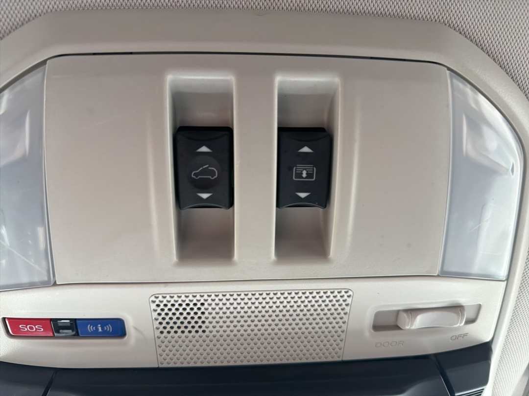 2023 Subaru Ascent Limited - Image 37