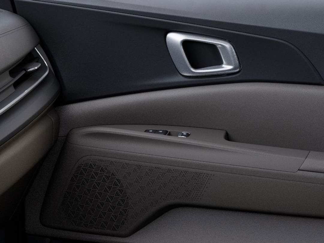 2026 Kia Carnival EX - Image 25