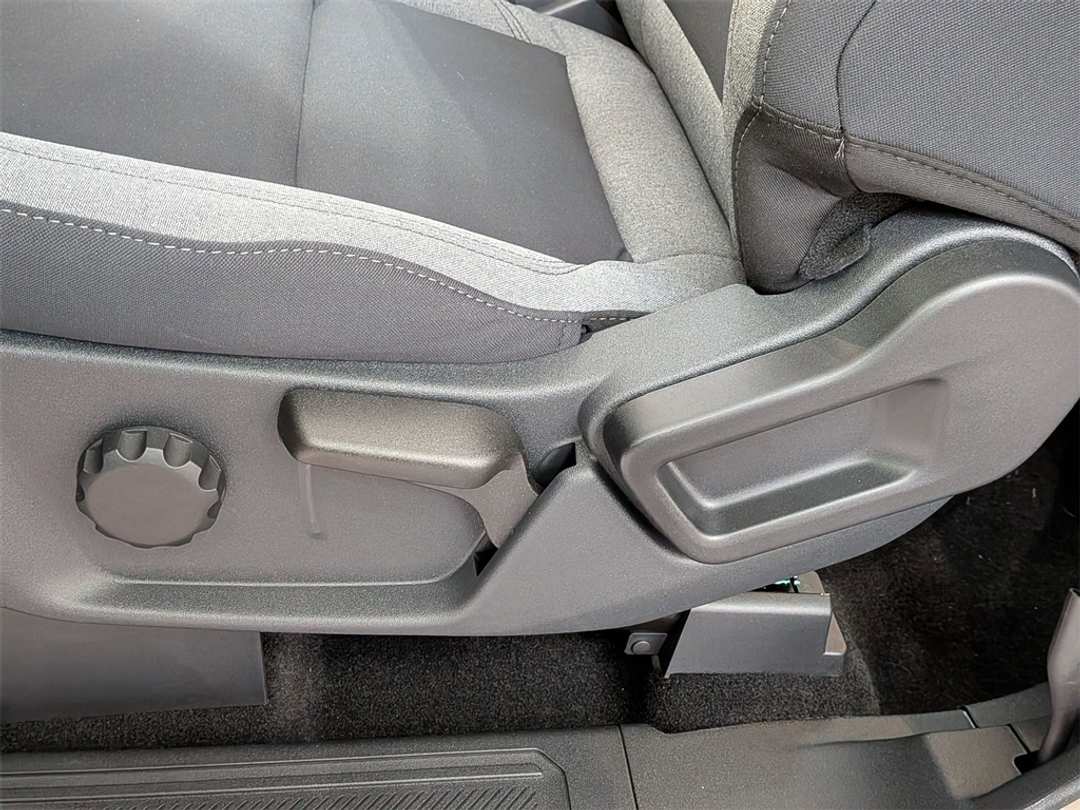 2025 Ford Bronco Base - Image 15