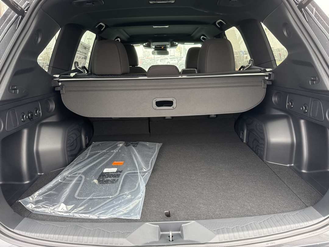 2026 Subaru Forester Premium - Image 19