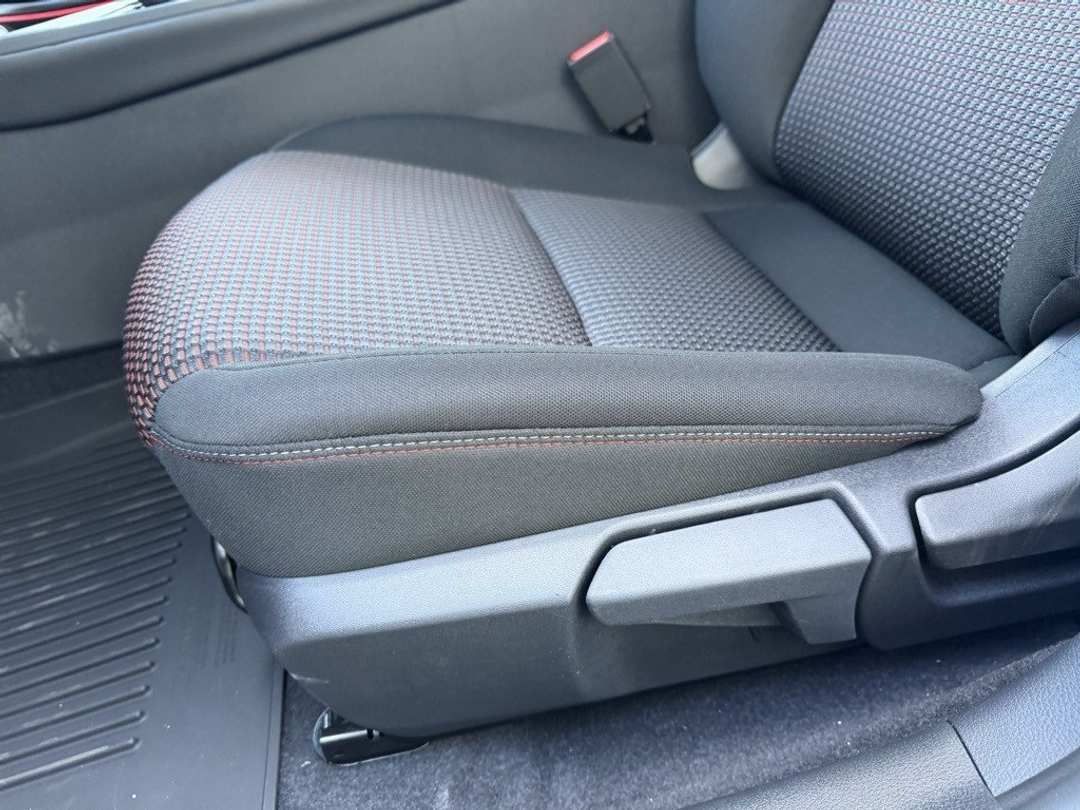 2026 Nissan Sentra SR - Image 13