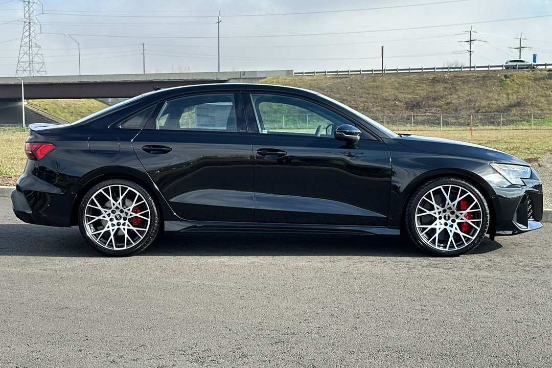 2026 Audi Rs 3 2.5T - Image 2