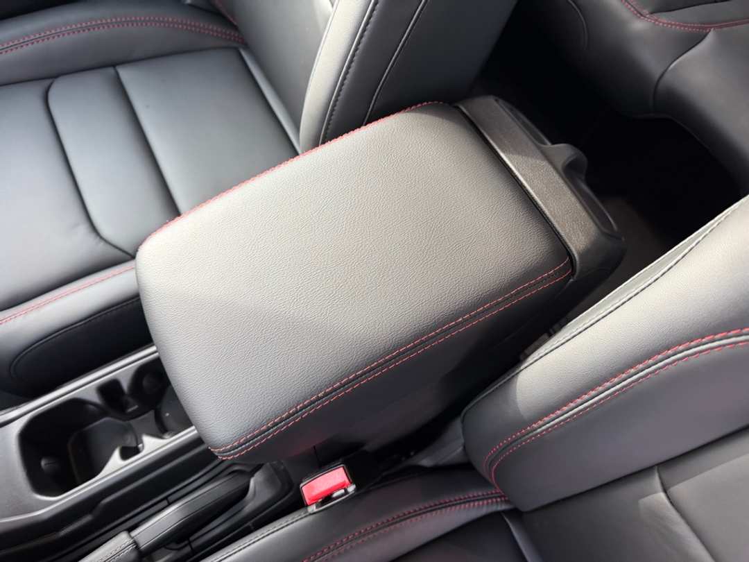 2026 Jeep Wrangler Rubicon - Image 25