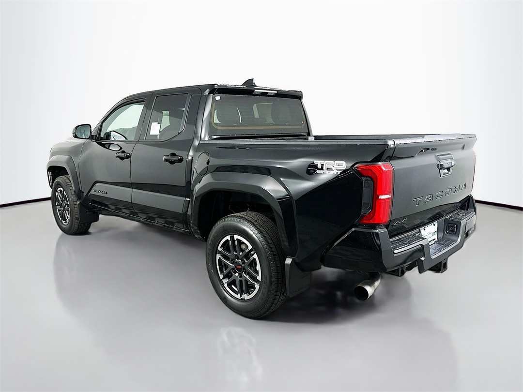 2026 Toyota Tacoma TRD Sport - Image 5
