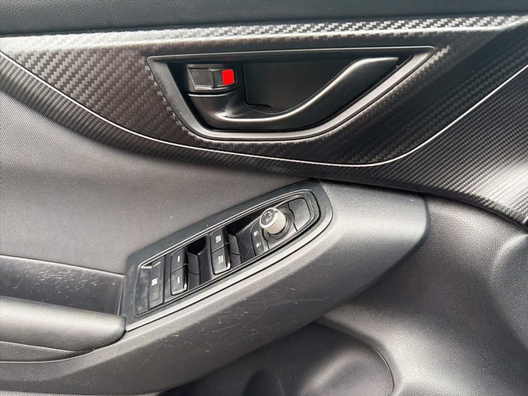 2023 Subaru Crosstrek Premium - Image 12