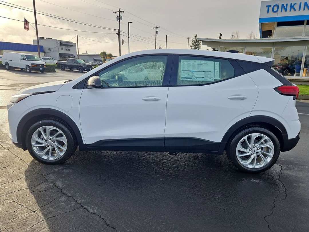2027 Chevrolet Bolt Ev LT - Image 2