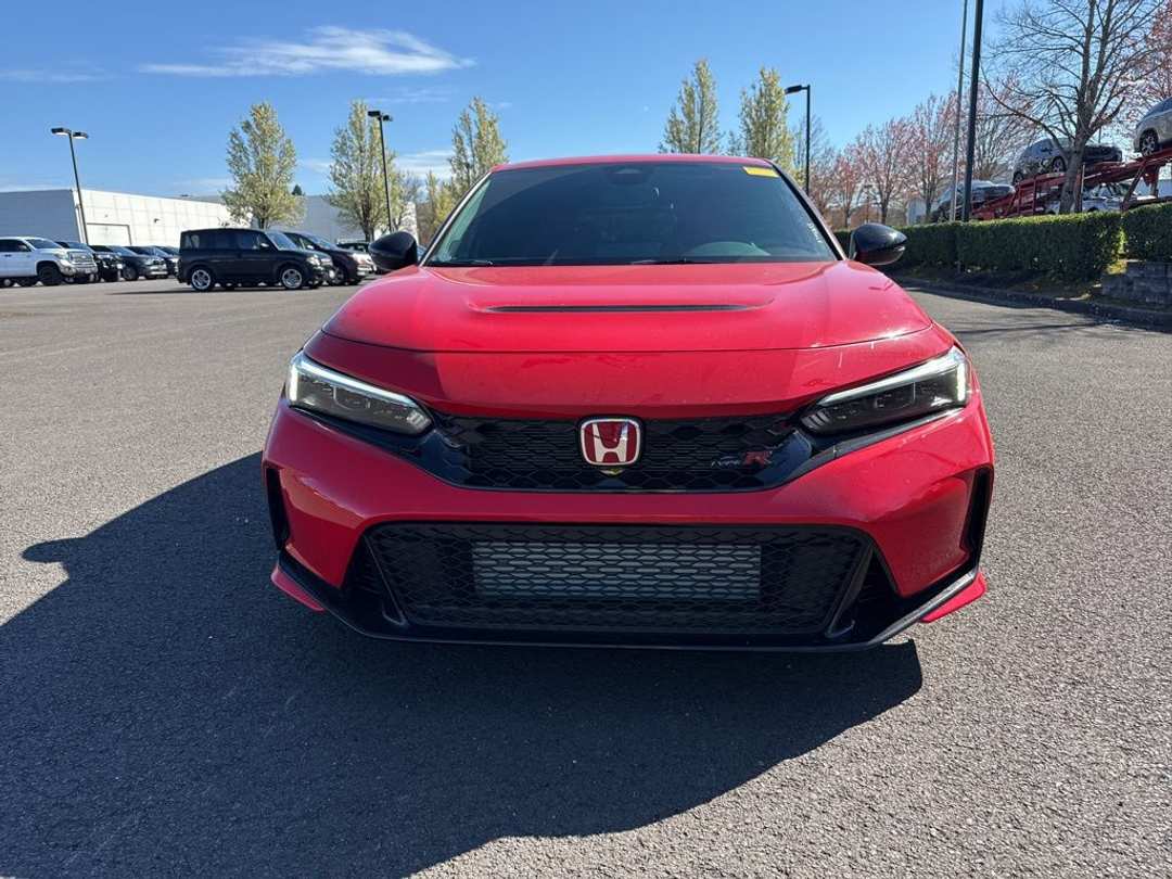 2024 Honda Civic Type R - Image 2
