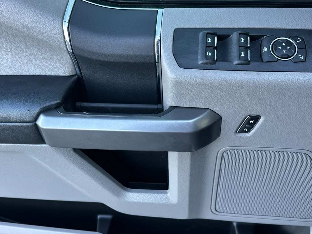 2022 Ford F-250Sd XLT - Image 10