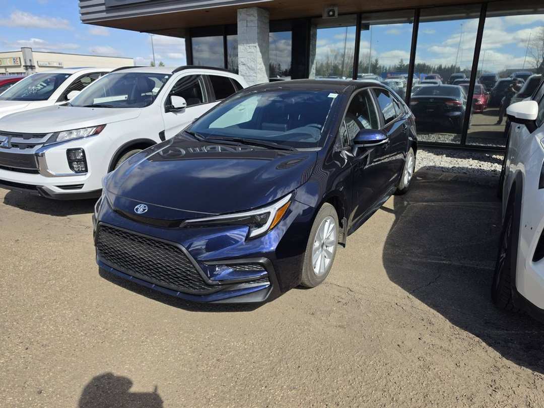 2025 Toyota Corolla L - Image 2