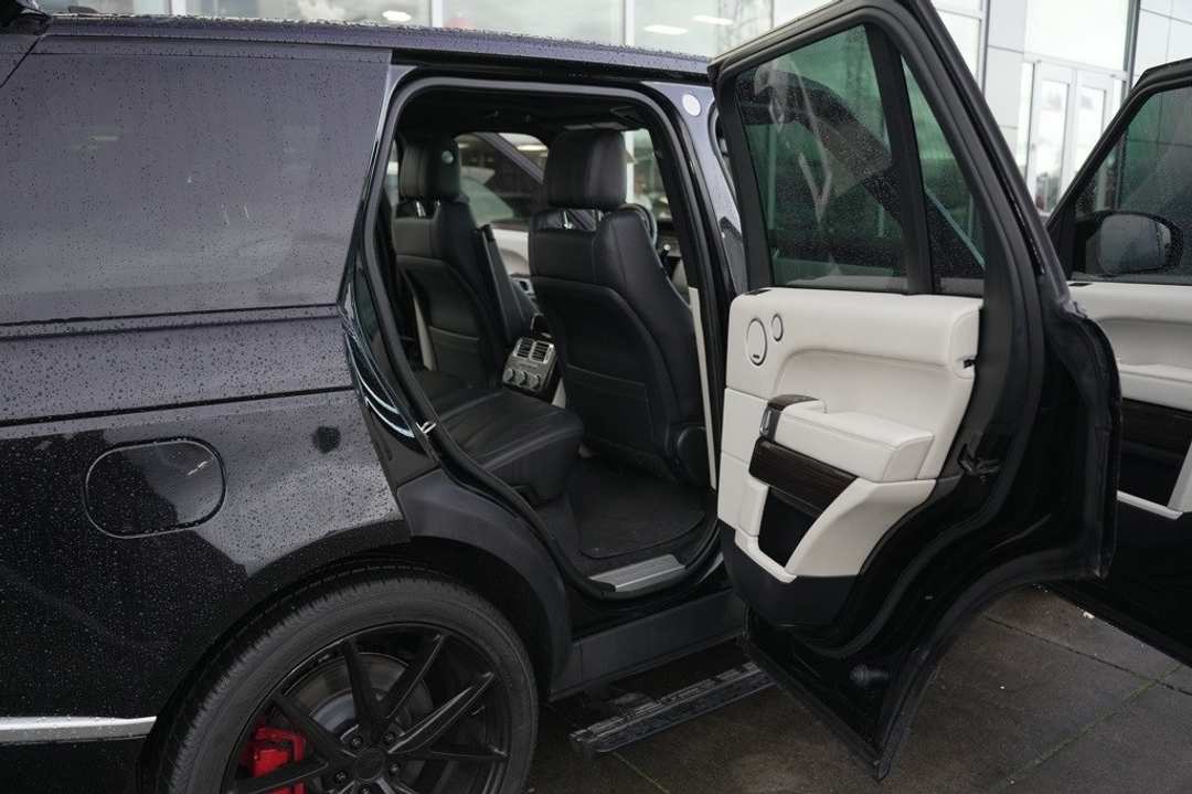 2015 Land Rover Range Rover 5.0L V8 Supercharged - Image 25