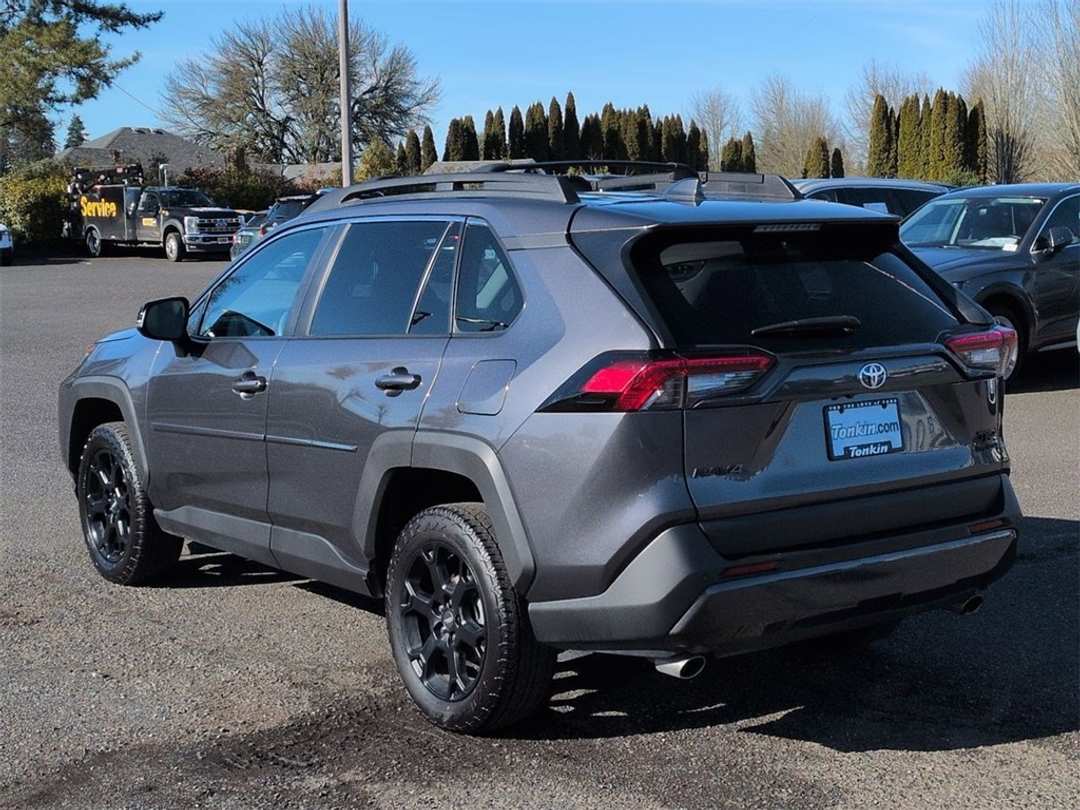 2024 Toyota Rav4 TRD Off Road - Image 3