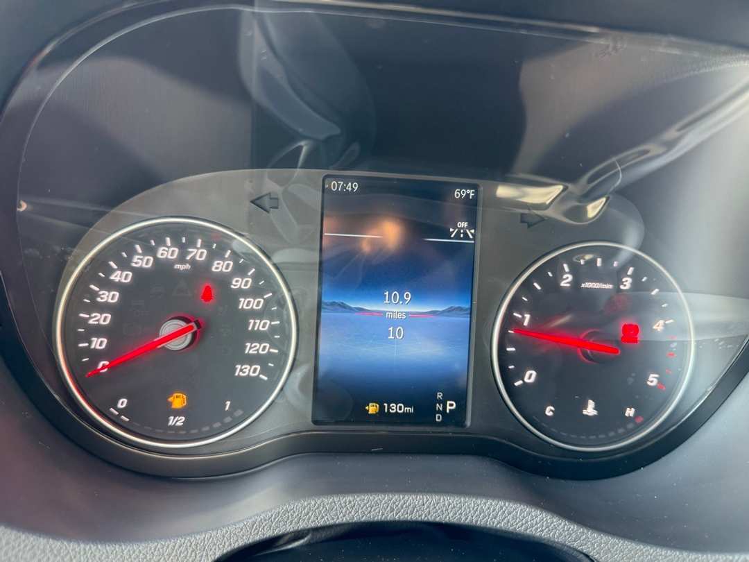 2025 Mercedes-Benz Sprinter 2500 Passenger 144 WB - Image 30