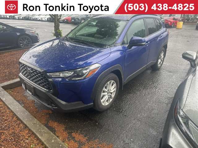 2024 Toyota Corolla Cross LE