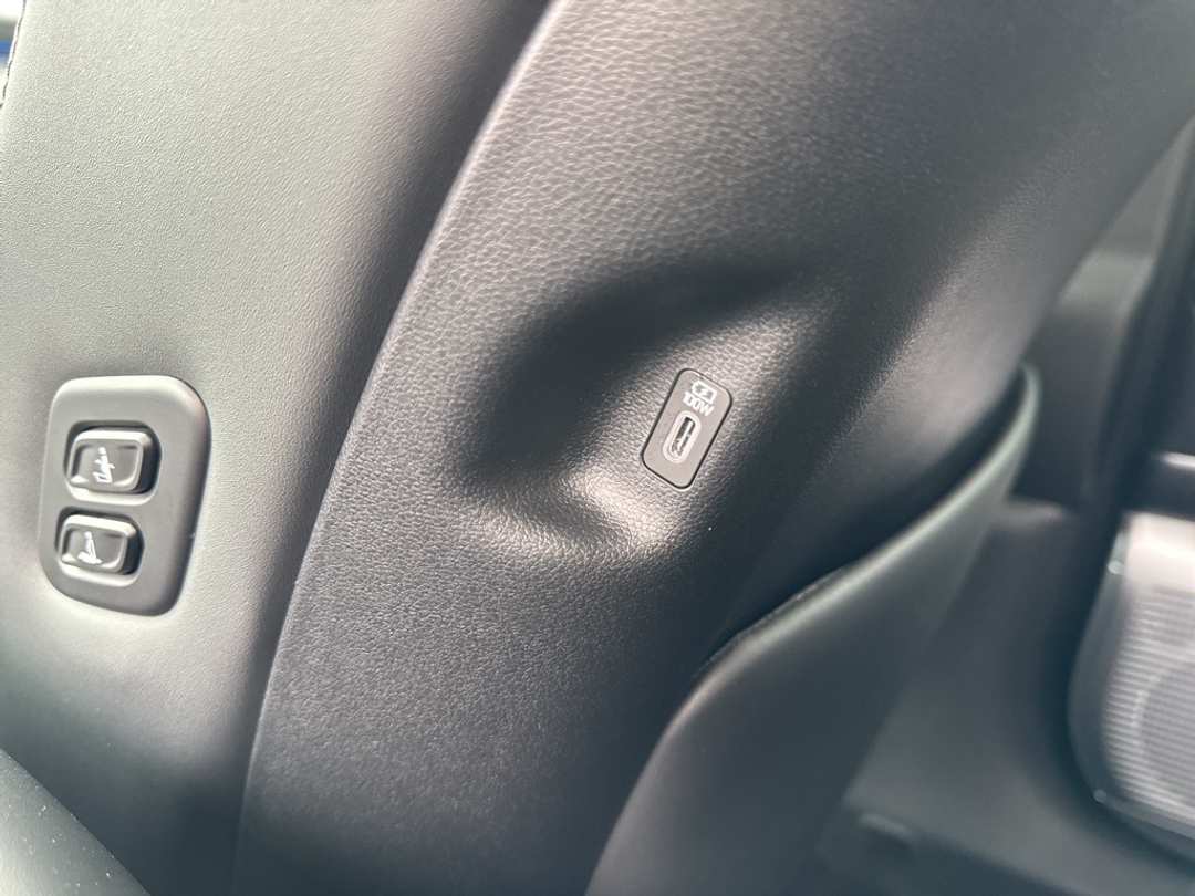 2026 Hyundai Ioniq 9 Performance Calligraphy - Image 51