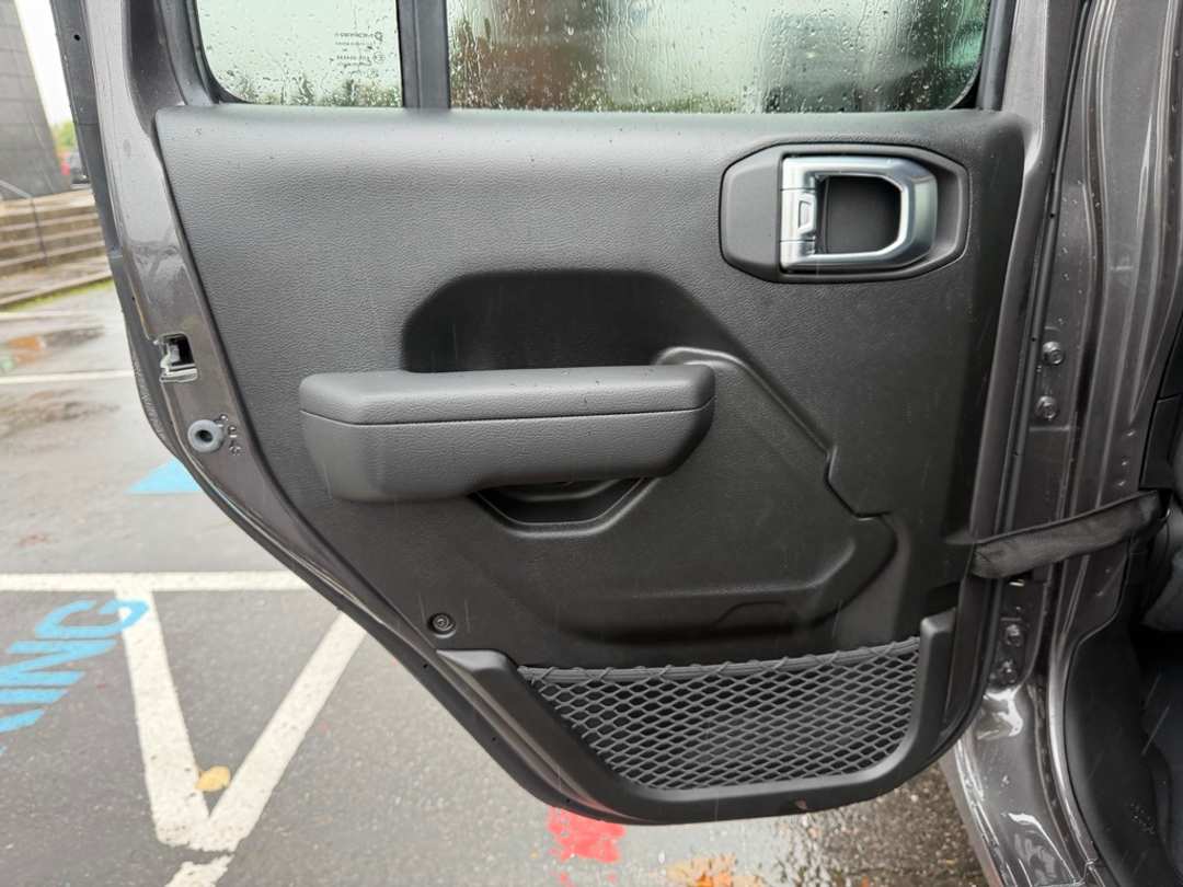 2026 Jeep Wrangler Sport - Image 29