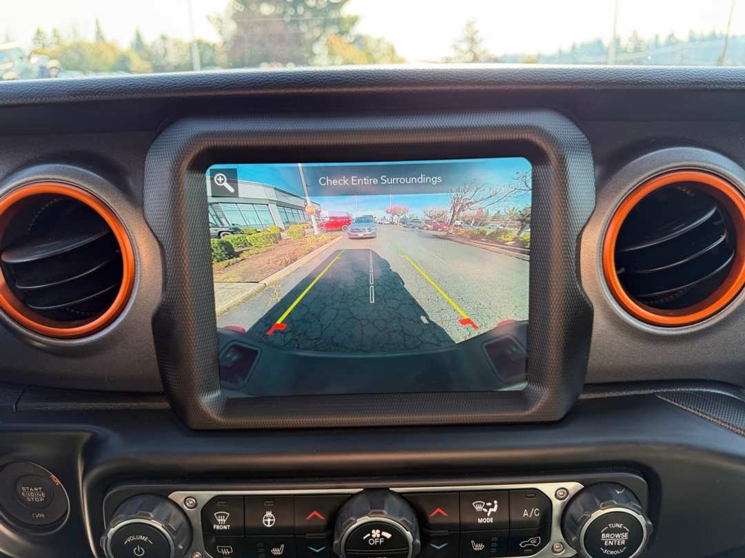 2021 Jeep Gladiator Mojave - Image 21