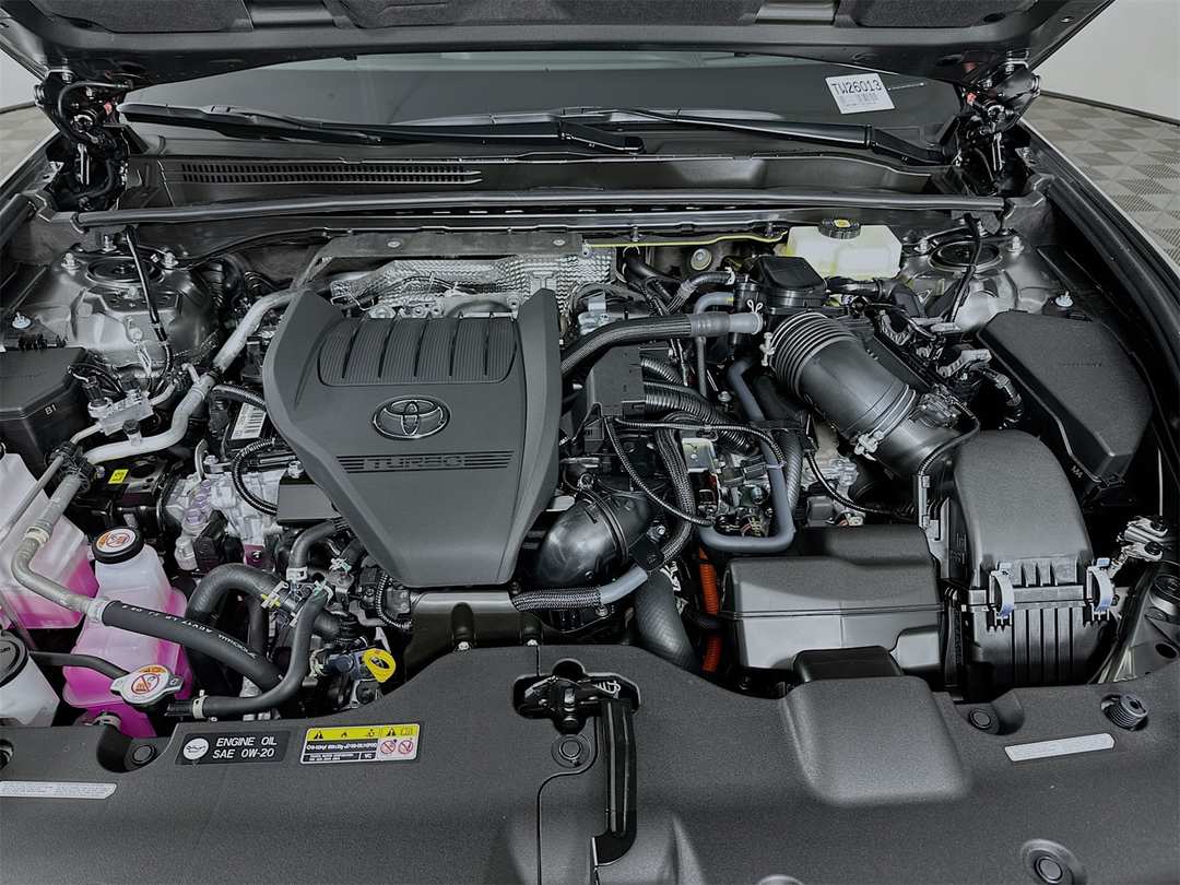 2026 Toyota Crown Platinum - Image 32