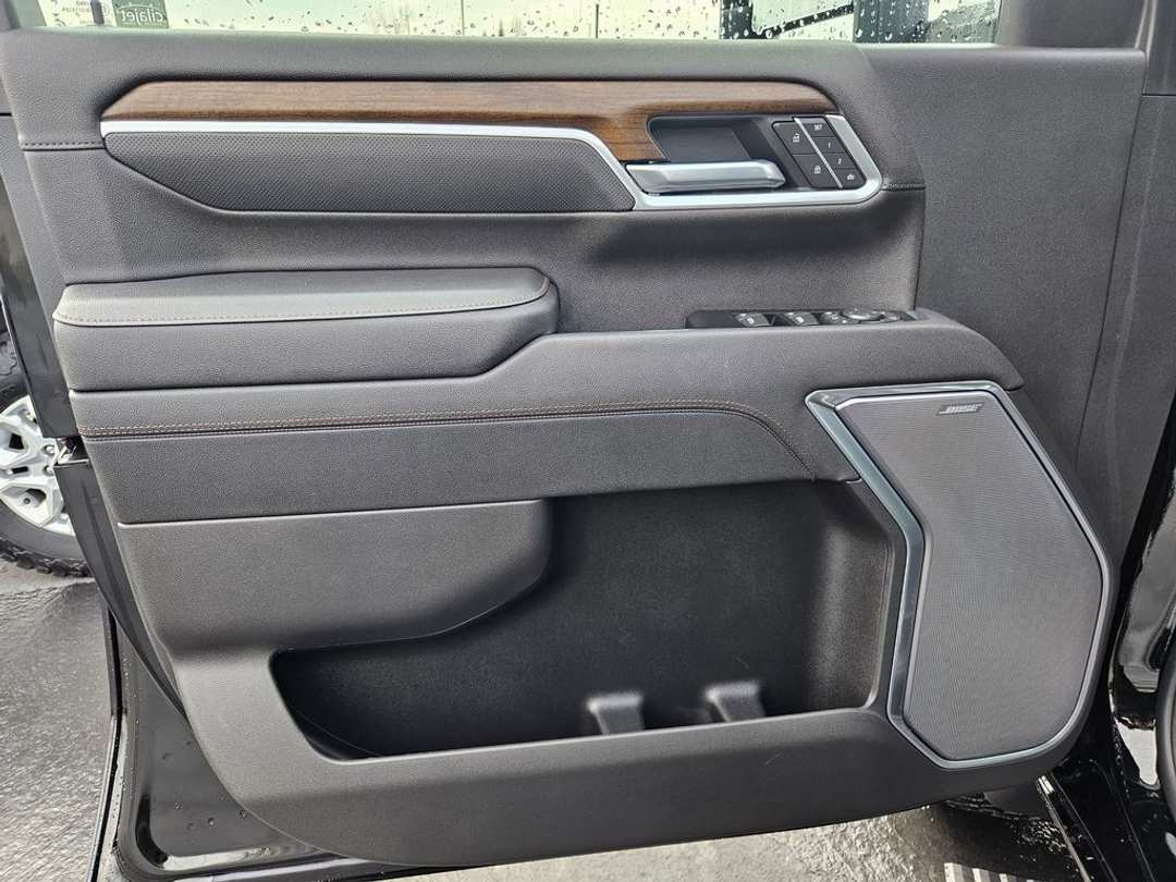 2026 Chevrolet Silverado 3500Hd High Country - Image 10