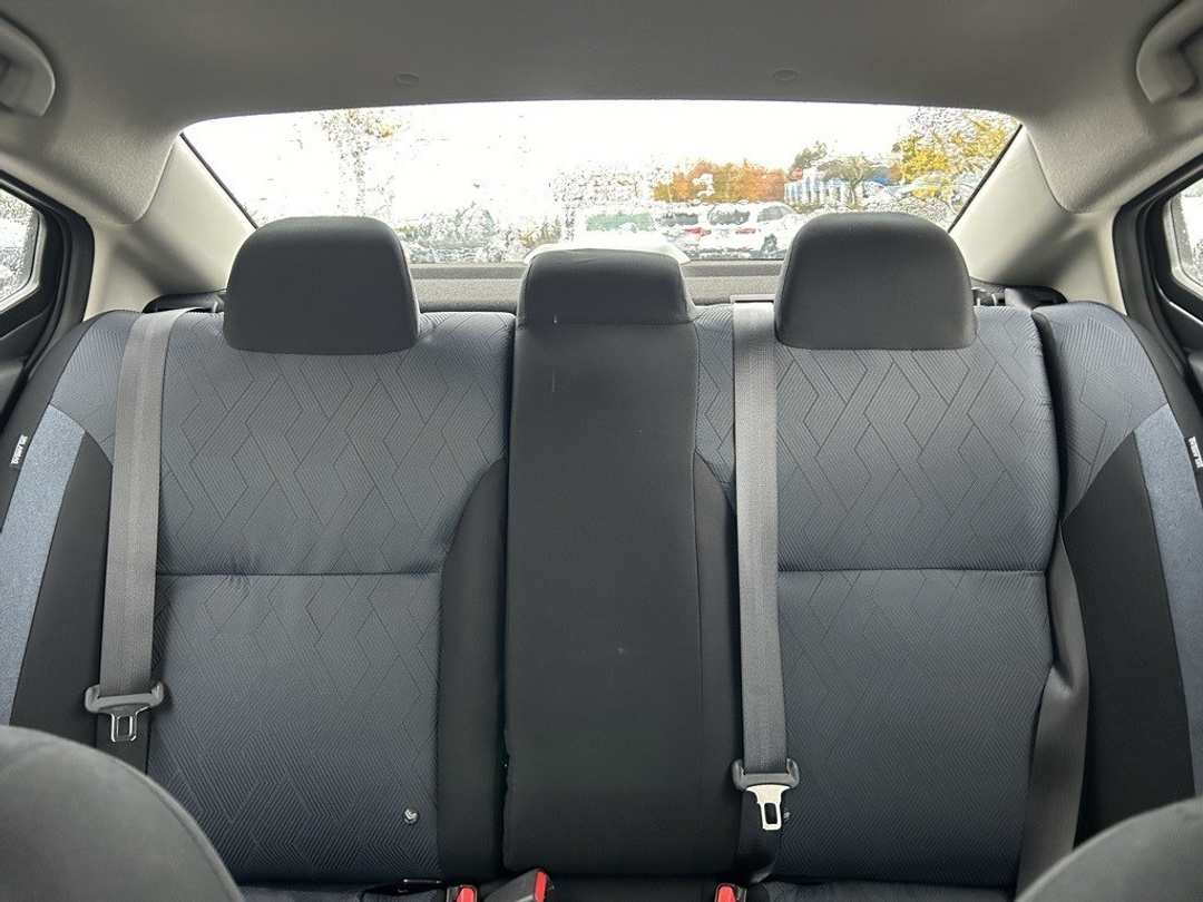 2025 Nissan Versa 1.6 SV - Image 19