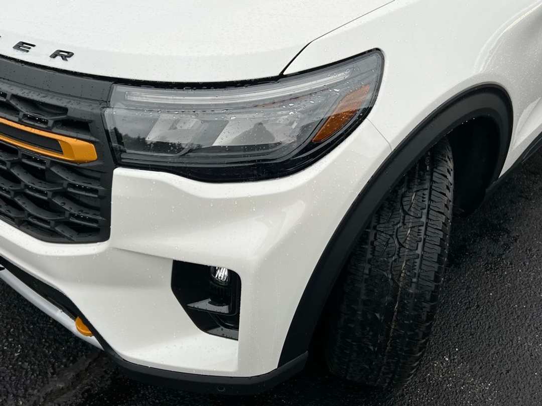 2026 Ford Explorer Tremor - Image 3