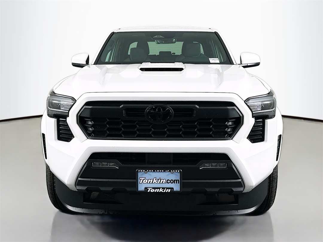 2026 Toyota Tacoma TRD Sport - Image 2