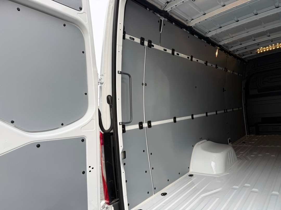 2025 Mercedes-Benz Sprinter 4500 Extended Cargo 170 in. WB - Image 10