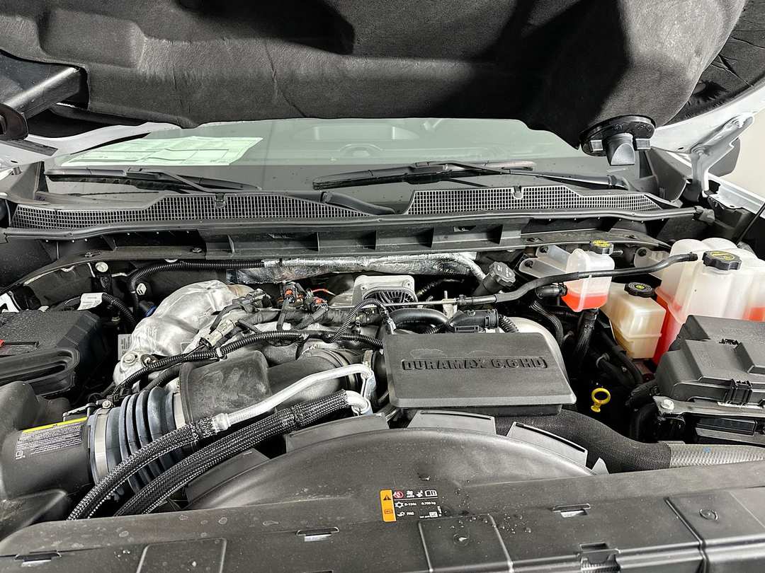 2025 Chevrolet Silverado 2500Hd Custom - Image 30