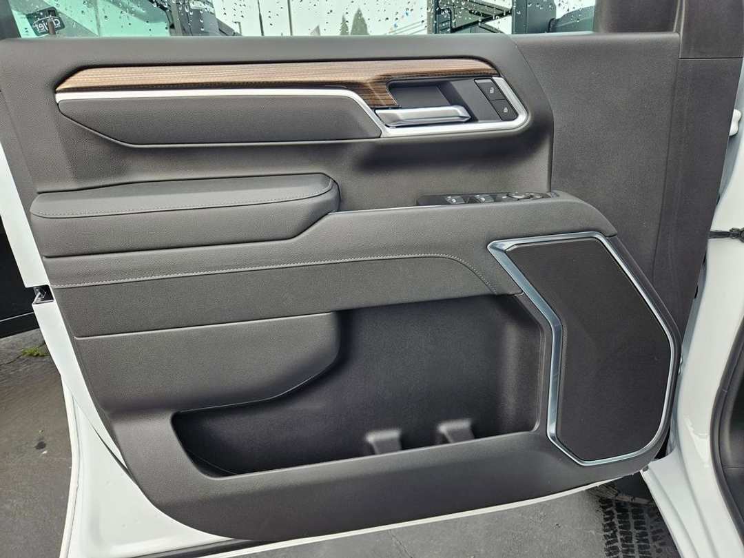 2026 Chevrolet Silverado 3500Hd LT - Image 10