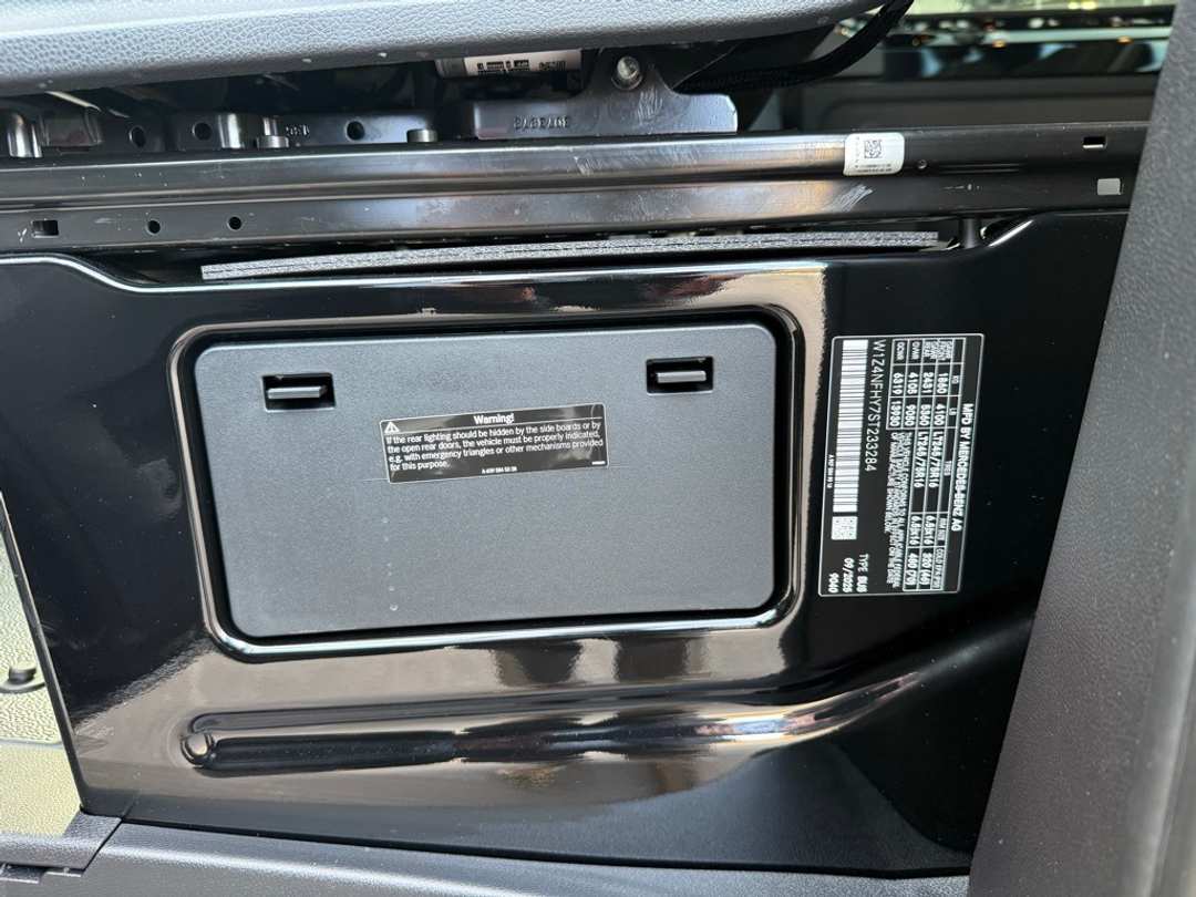 2025 Mercedes-Benz Sprinter 2500 Passenger 144 WB - Image 23