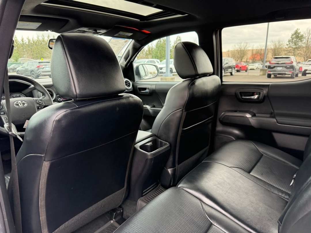 2022 Toyota Tacoma TRD OffRoad - Image 31