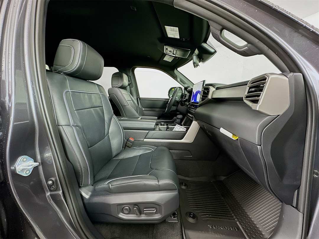 2026 Toyota Tundra Limited - Image 28