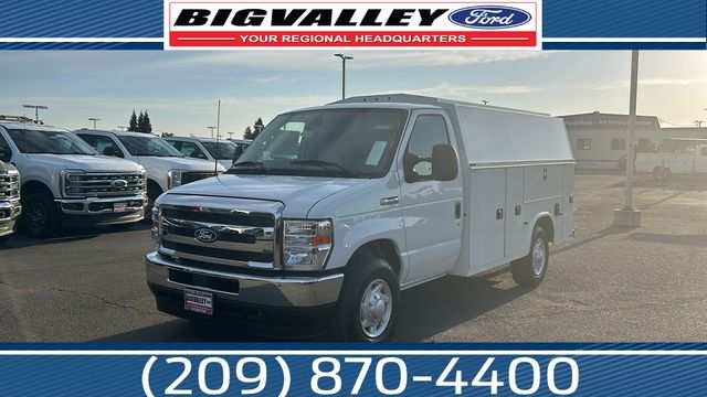 2026 Ford E-350sd Base