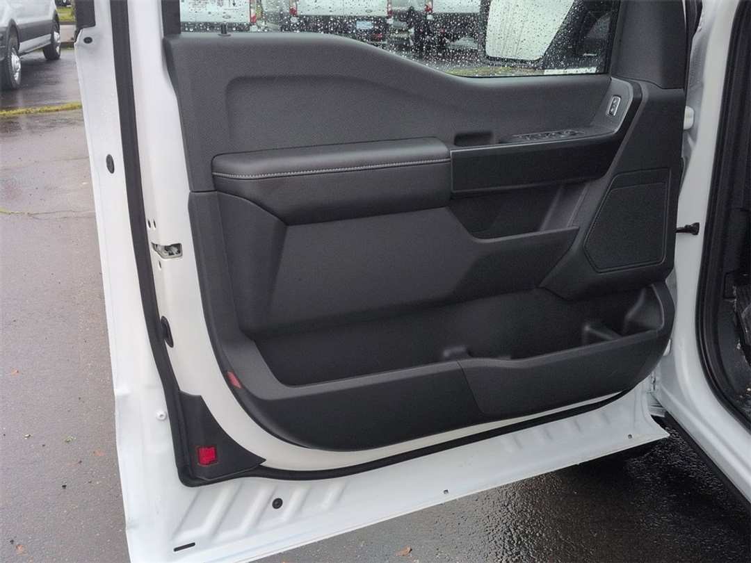 2026 Ford F-150 STX - Image 9