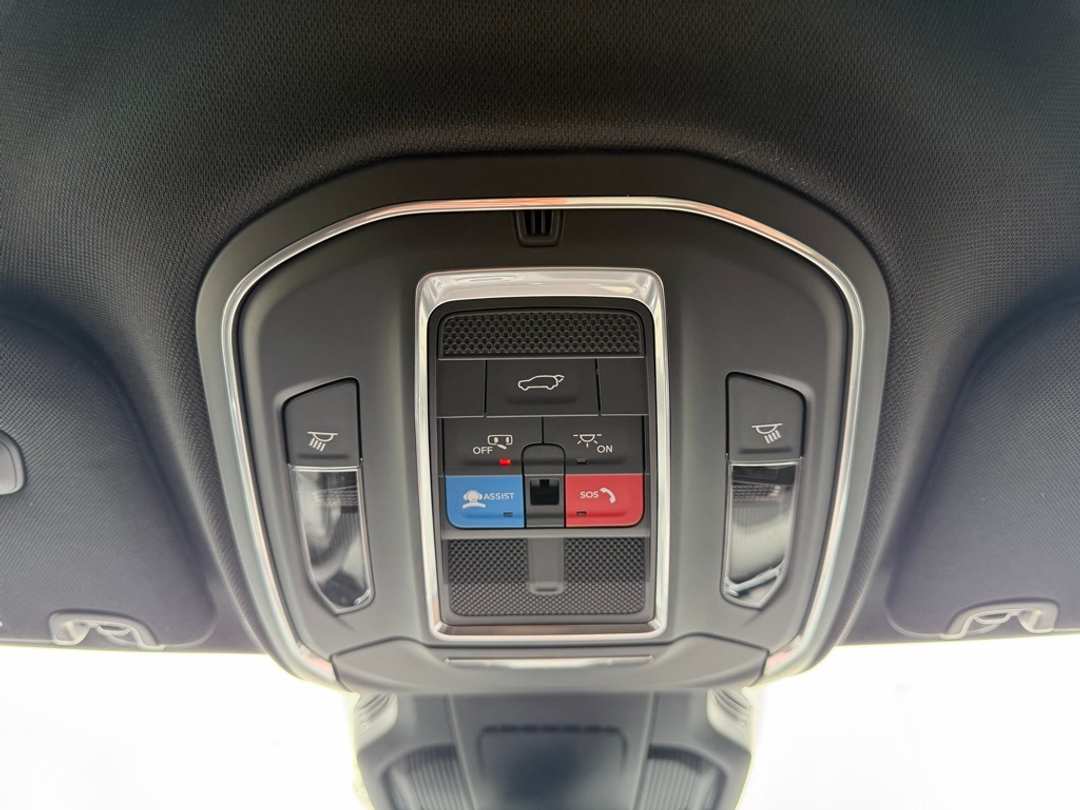 2026 Jeep Cherokee Laredo - Image 27