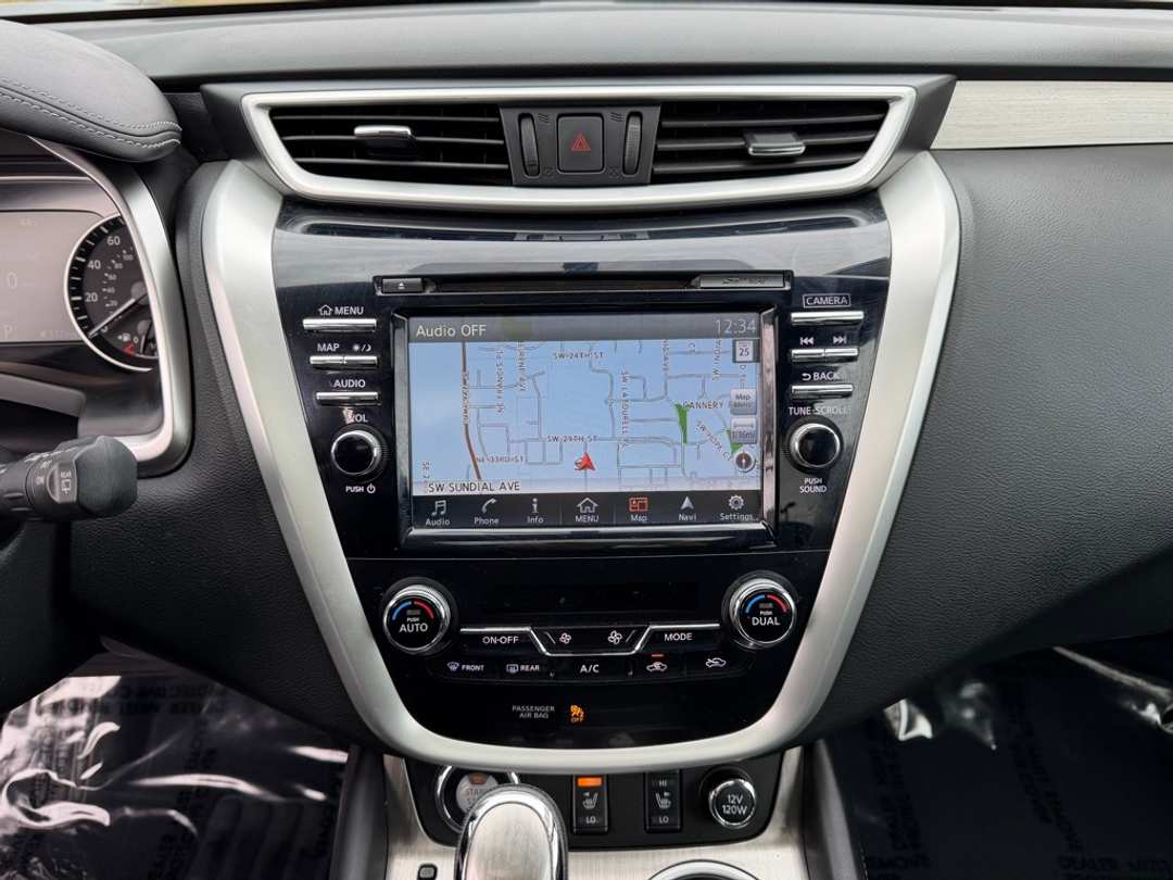 2017 Nissan Murano SL - Image 21