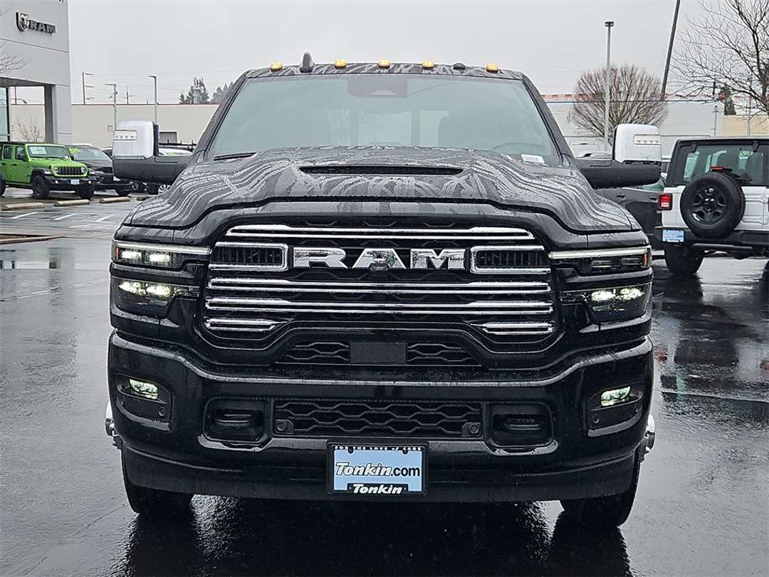 2026 Ram 3500 Laramie - Image 9