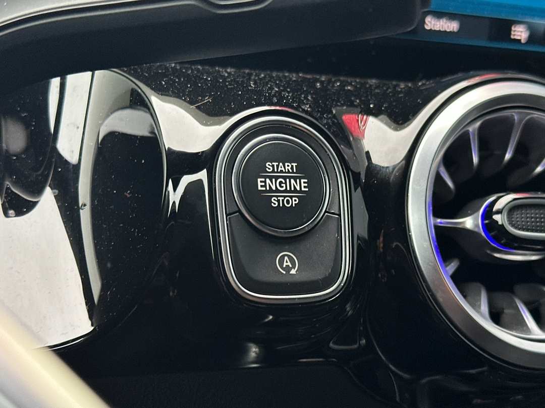 2022 Mercedes-Benz GLA GLA 250 - Image 21