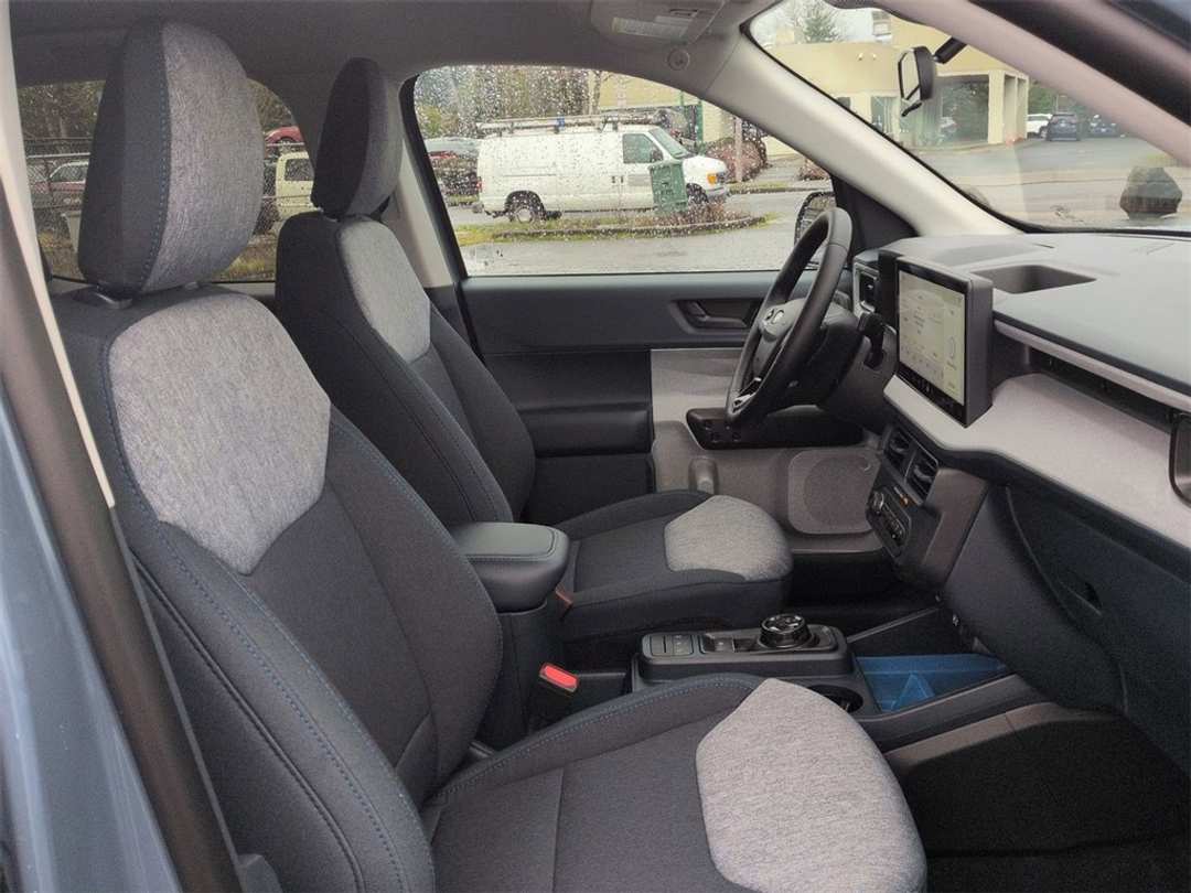 2026 Ford Maverick XLT - Image 30