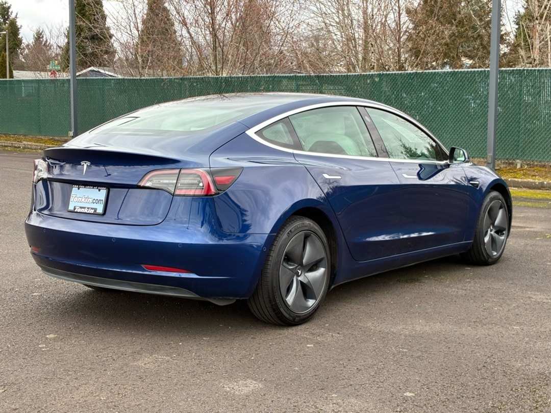 2019 Tesla Model 3 Standard Range Plus - Image 7