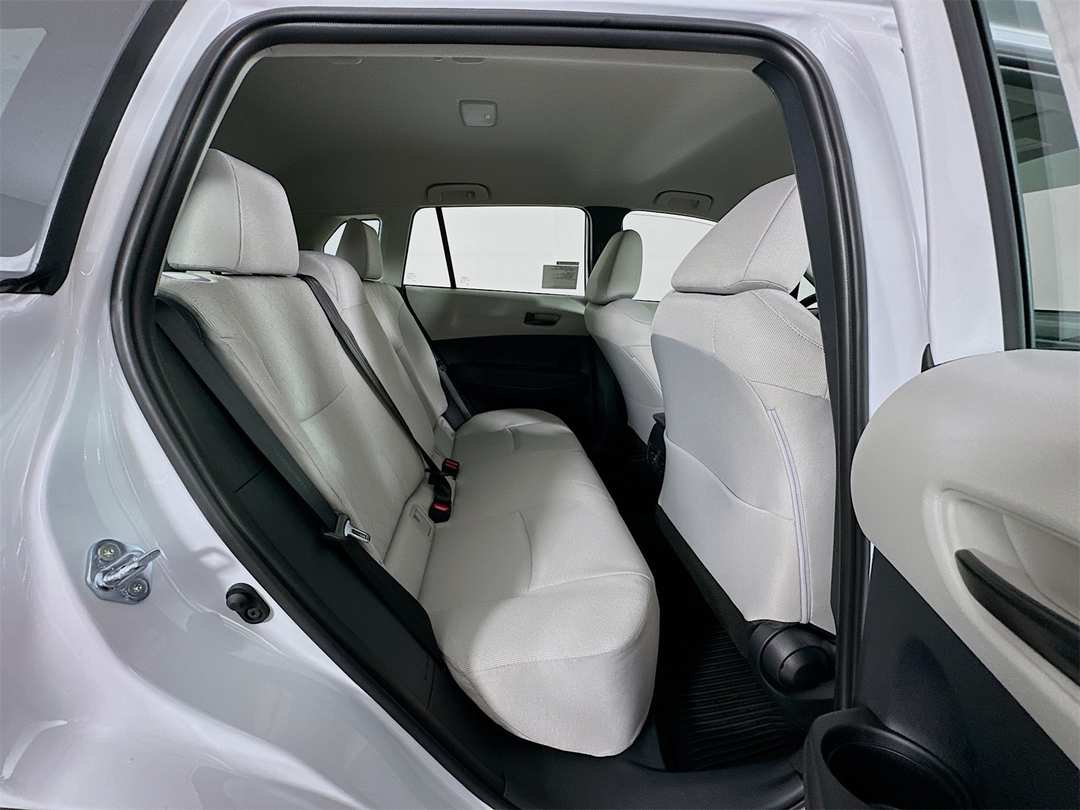 2026 Toyota Corolla Cross L - Image 26