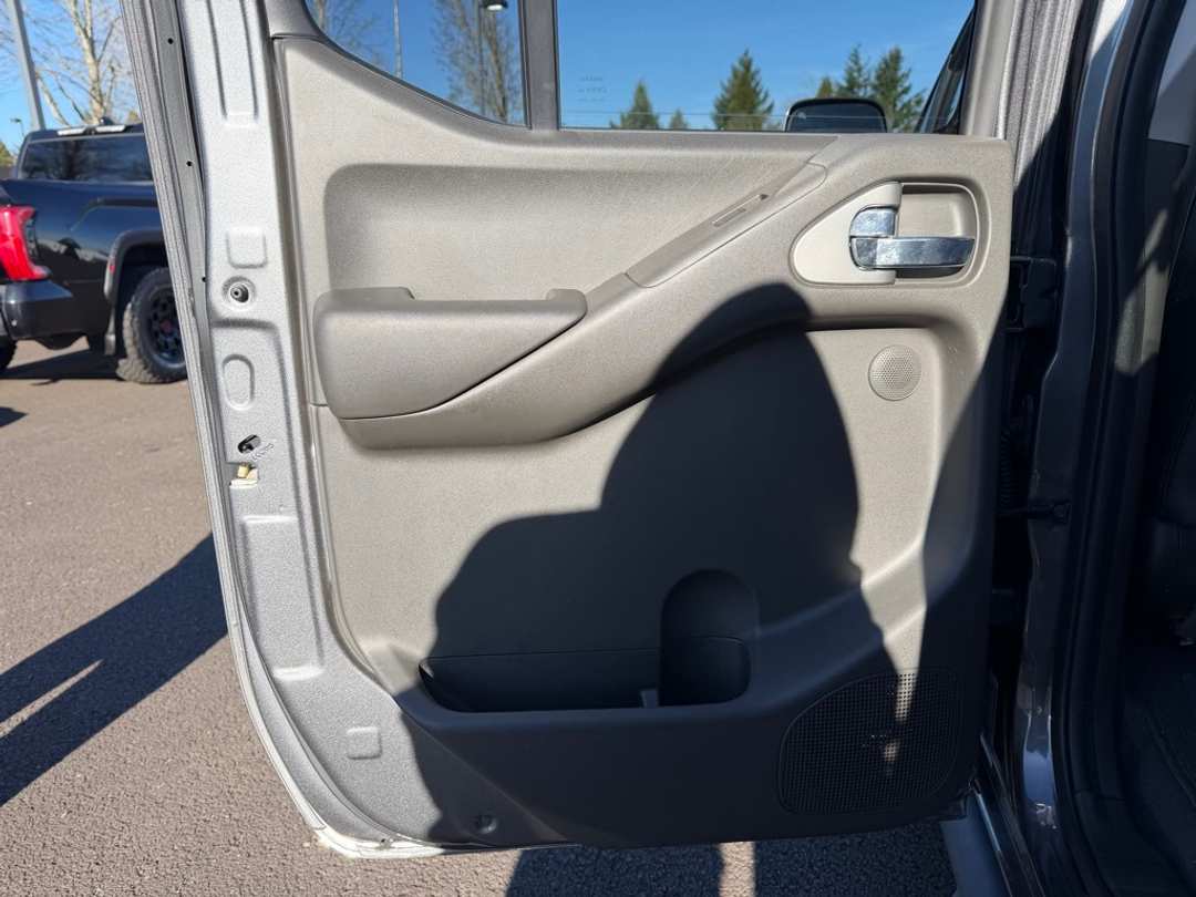 2021 Nissan Frontier PRO4X - Image 30