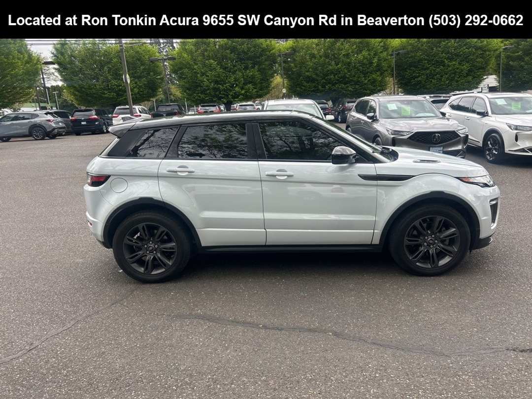 2018 Land Rover Range Rover Evoque SE Premium - Image 3