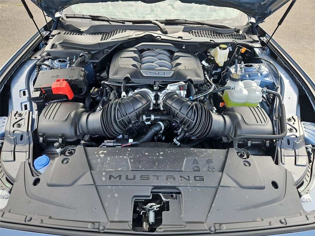 2025 Ford Mustang GT Premium - Image 32