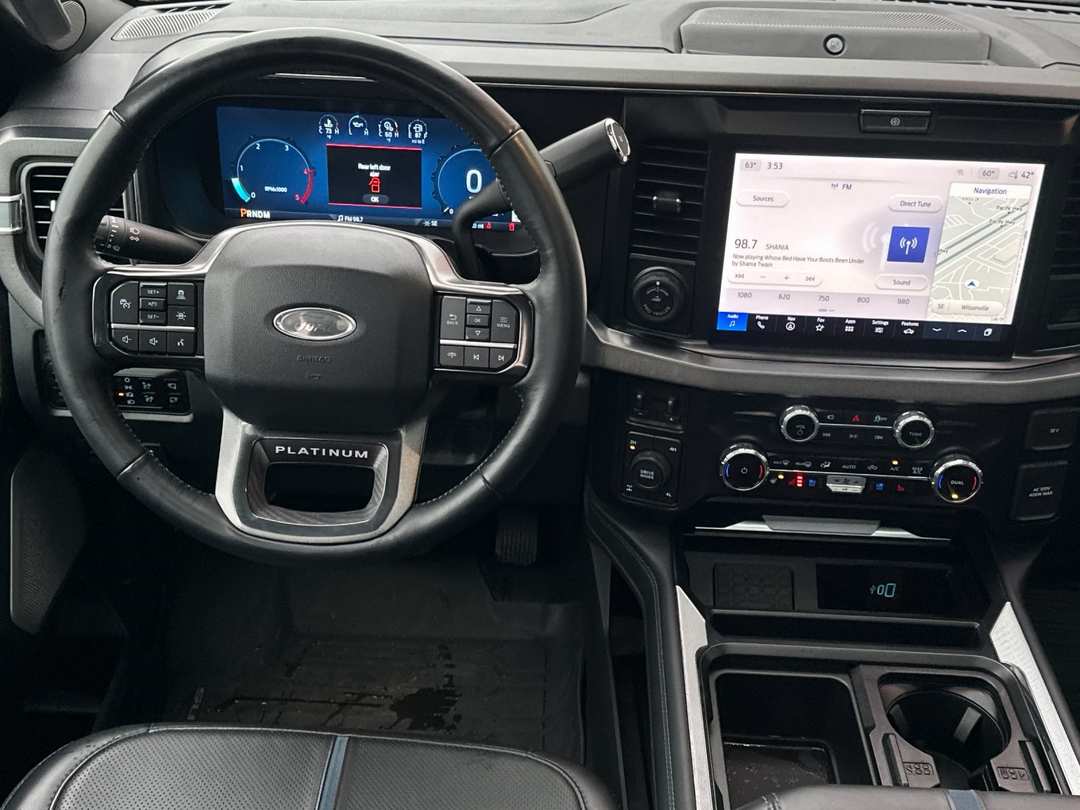 2025 Ford F-350Sd Platinum - Image 13