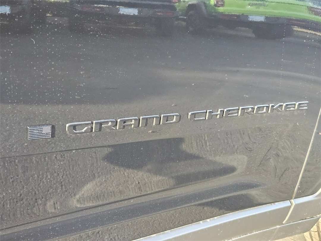2025 Jeep Grand Cherokee Limited - Image 33