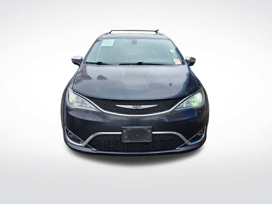 2020 Chrysler Pacifica Limited - Image 3