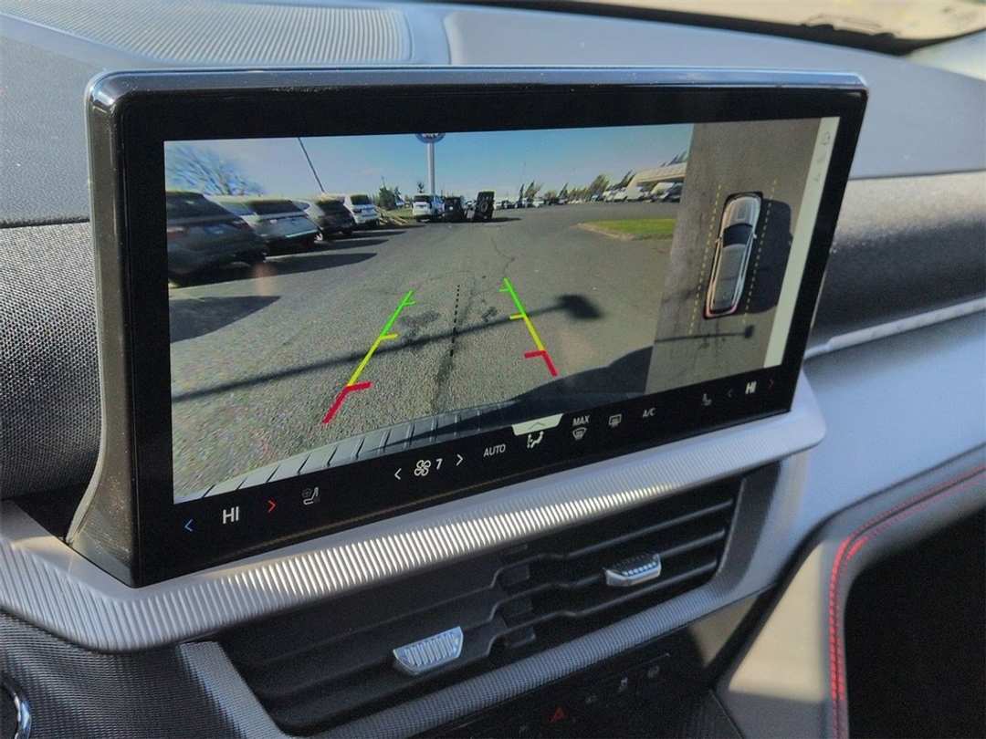 2026 Ford Explorer ST - Image 19